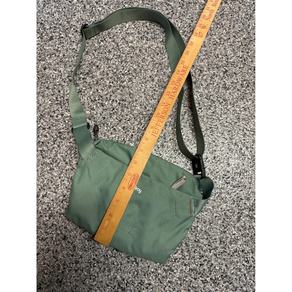 Bellroy Lite Sling Bag Moss Green Lightweight Ripstop Crossbody Travel EDC